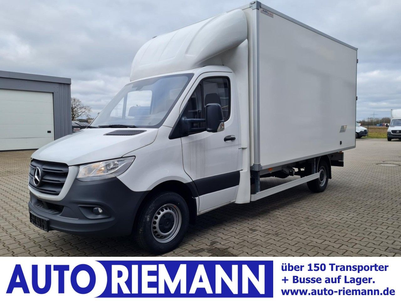 Mercedes-Benz Sprinter 315 CDi Koffer lang MBux, Klima - Fourgon: photos 1 Mercedes-Benz Sprinter 315 CDi Koffer lang MBux, Klima - Fourgon: photos 1
