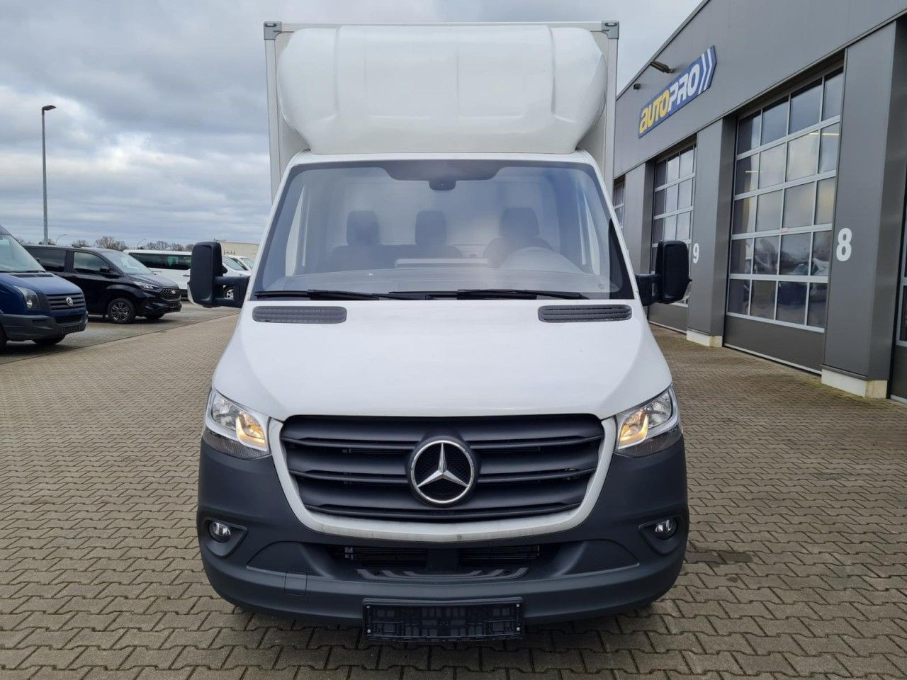 Mercedes-Benz Sprinter 315 CDi Koffer lang MBux, Klima - Fourgon: photos 2 Mercedes-Benz Sprinter 315 CDi Koffer lang MBux, Klima - Fourgon: photos 2