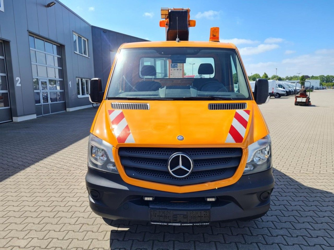 Mercedes-Benz Sprinter 316 CDI Hubarbeitsbühne 12m Korb isolie - Camion avec nacelle: photos 3 Mercedes-Benz Sprinter 316 CDI Hubarbeitsbühne 12m Korb isolie - Camion avec nacelle: photos 3