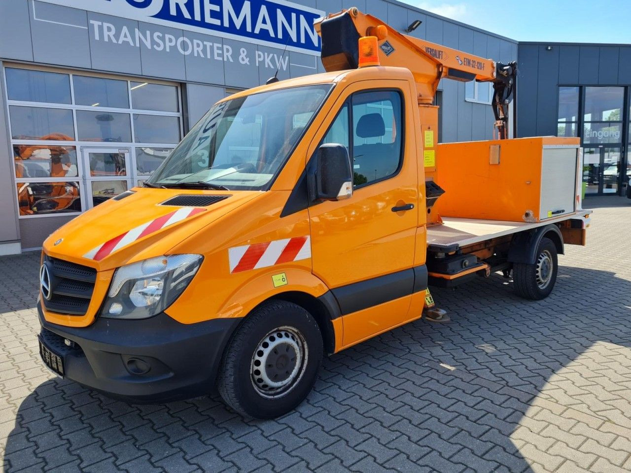 Mercedes-Benz Sprinter 316 CDI Hubarbeitsbühne 12m Korb isolie - Camion avec nacelle: photos 2 Mercedes-Benz Sprinter 316 CDI Hubarbeitsbühne 12m Korb isolie - Camion avec nacelle: photos 2