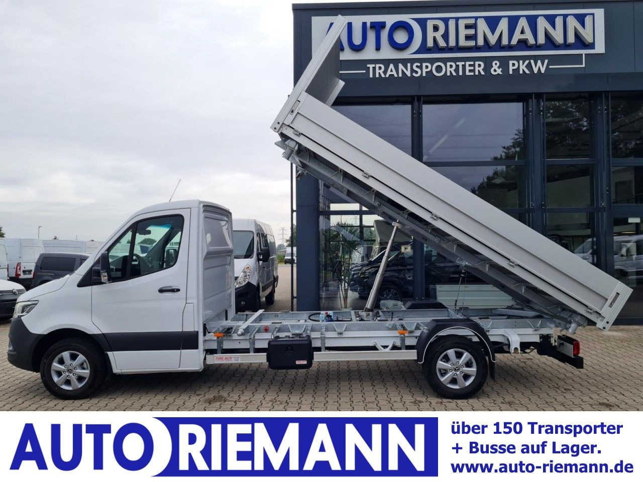 Mercedes-Benz Sprinter 317 CDI 3 Seiten kipper RWD AHK LED NAV - Véhicule utilitaire benne: photos 1 Mercedes-Benz Sprinter 317 CDI 3 Seiten kipper RWD AHK LED NAV - Véhicule utilitaire benne: photos 1