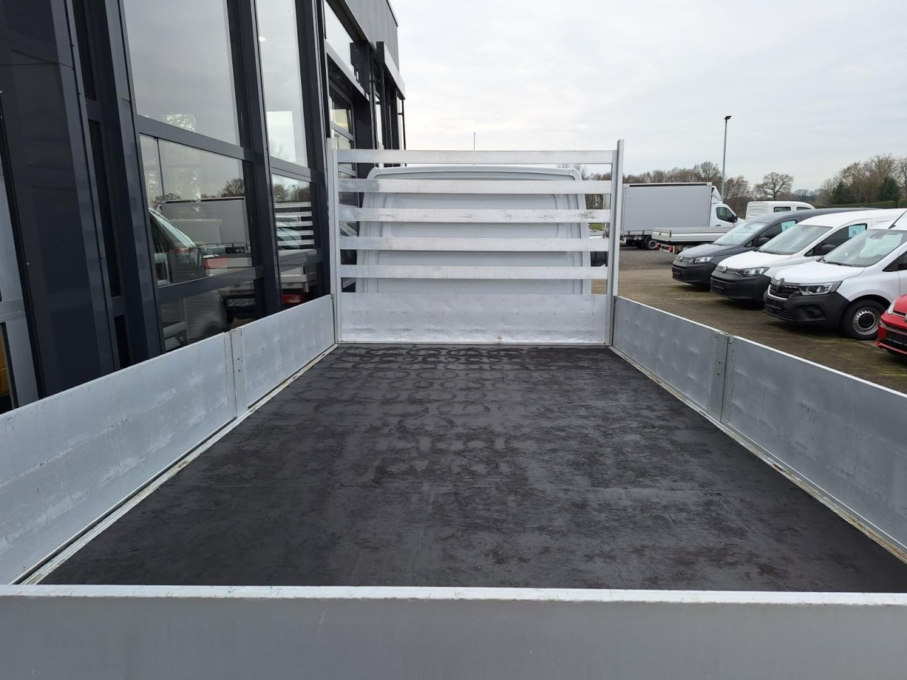 Mercedes-Benz Sprinter 317 CDI Pritsche L4 RWD AHK KLIMA TEMPOMAT - Fourgon plateau: photos 3 Mercedes-Benz Sprinter 317 CDI Pritsche L4 RWD AHK KLIMA TEMPOMAT - Fourgon plateau: photos 3