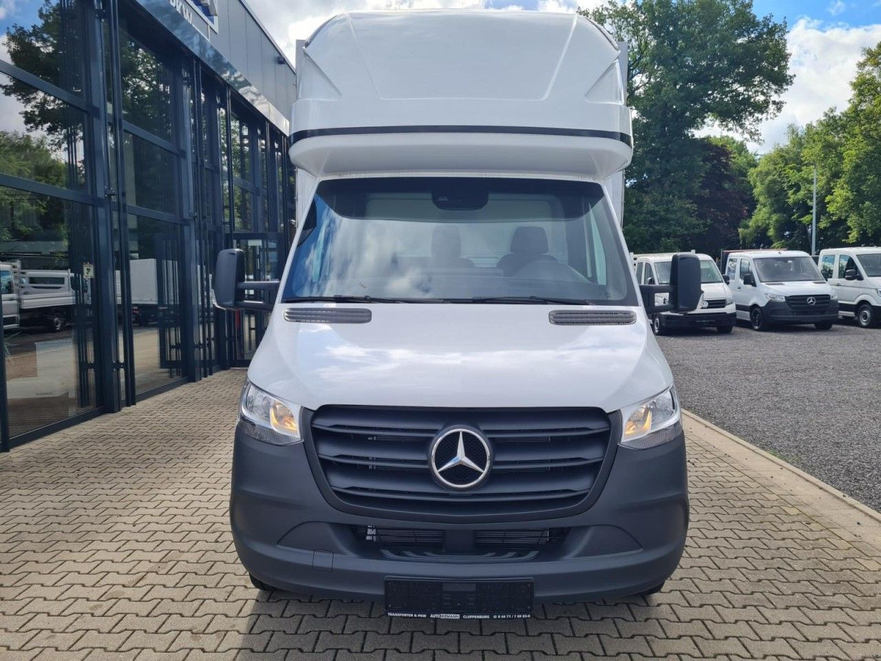 Mercedes-Benz Sprinter 317 CDI Pritsche Plane Schlafkab. RWD - Véhicule utilitaire plateau baché: photos 2 Mercedes-Benz Sprinter 317 CDI Pritsche Plane Schlafkab. RWD - Véhicule utilitaire plateau baché: photos 2