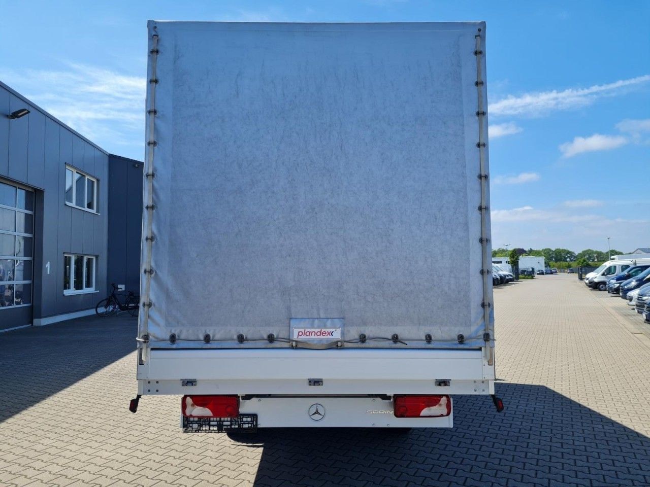 Mercedes-Benz Sprinter 317 Pritsche Plane 10 Pal. RWD LED - Véhicule utilitaire plateau baché: photos 5 Mercedes-Benz Sprinter 317 Pritsche Plane 10 Pal. RWD LED - Véhicule utilitaire plateau baché: photos 5