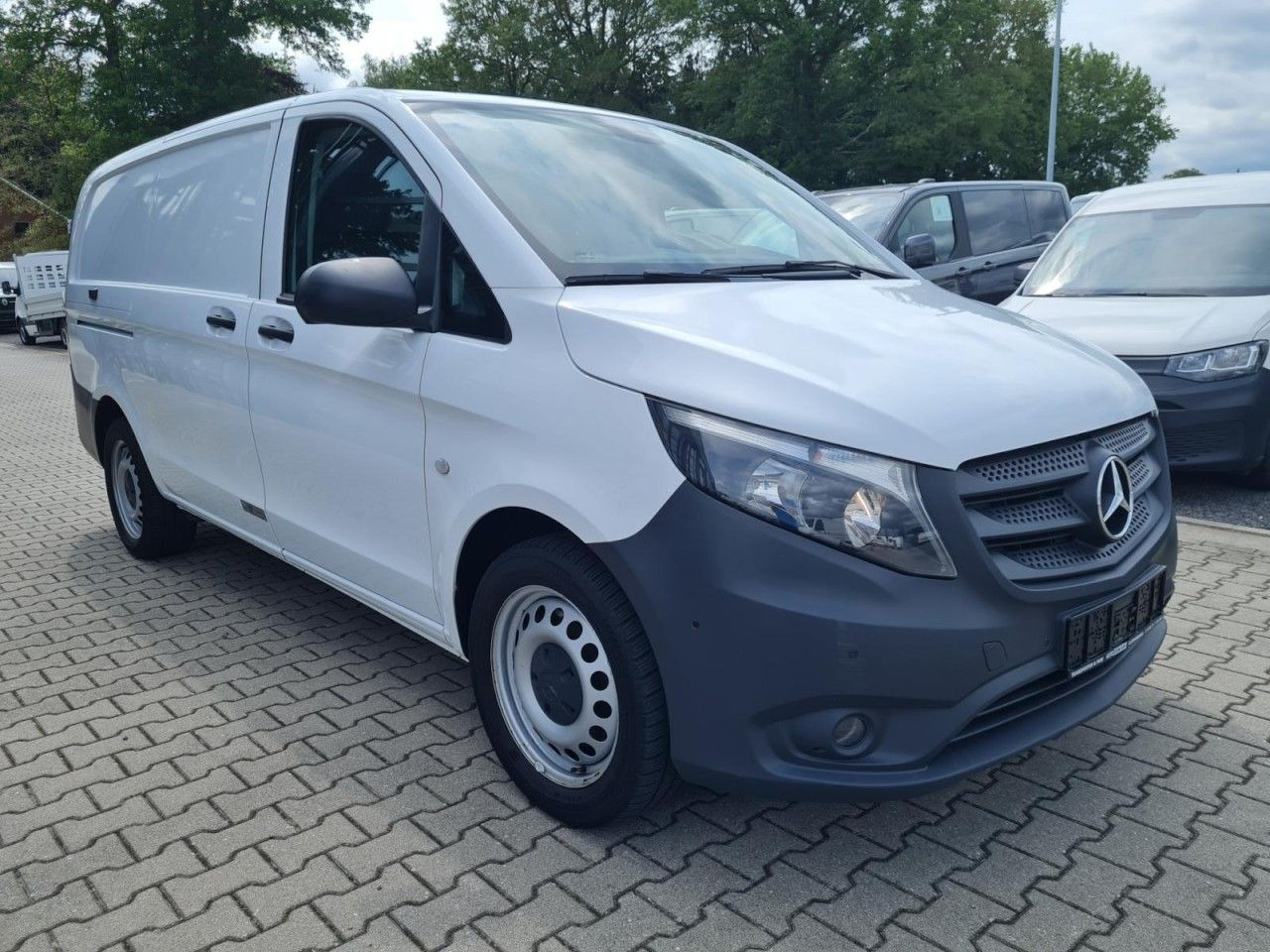 Mercedes-Benz Vito 116 Cdi Kühlkasten lang Stand/Fahrkühl HEIZ - Véhicule utilitaire frigorifique: photos 4 Mercedes-Benz Vito 116 Cdi Kühlkasten lang Stand/Fahrkühl HEIZ - Véhicule utilitaire frigorifique: photos 4