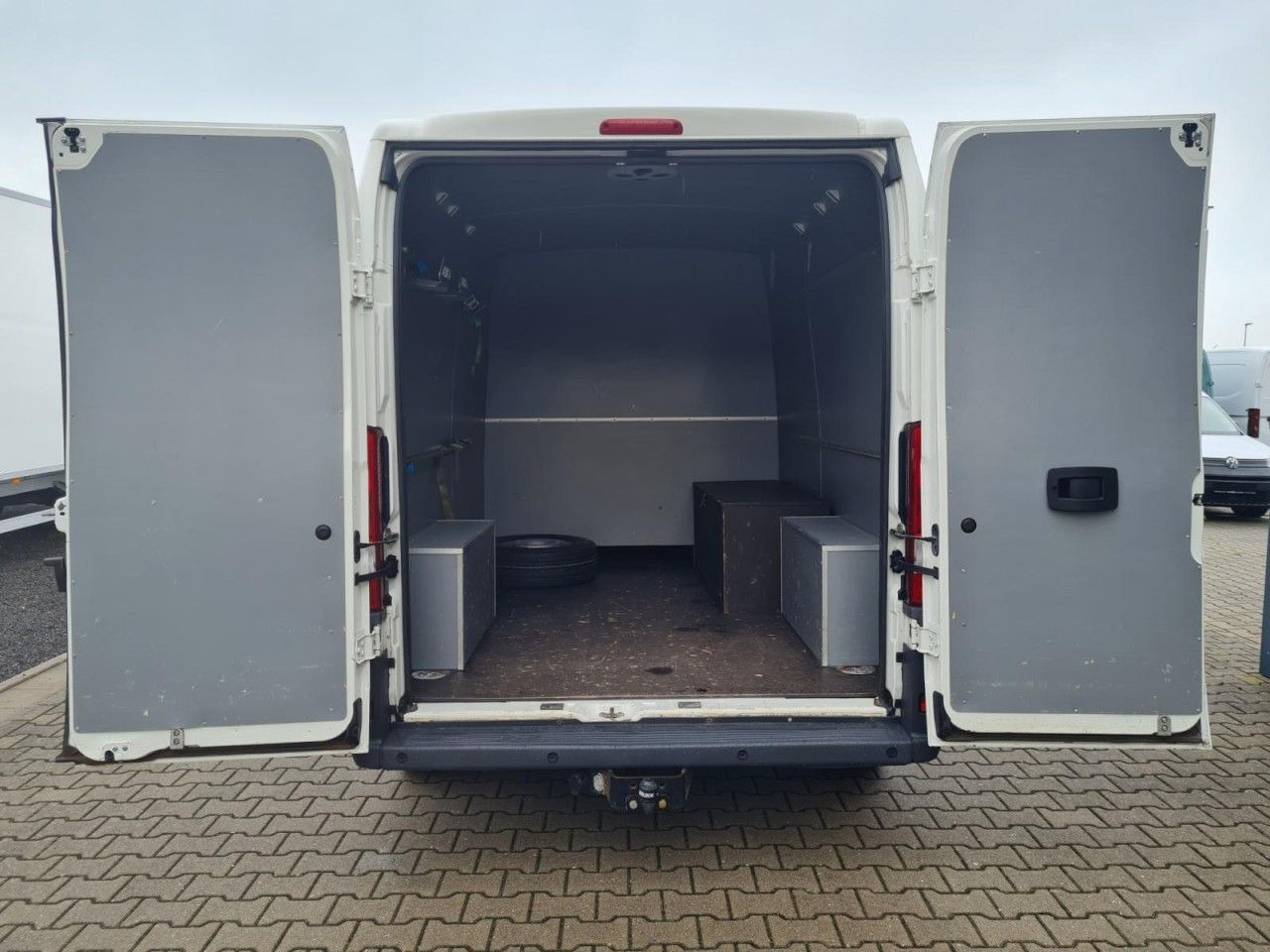 Peugeot Boxer Kasten L3H2 Doka 6-Sitze AHK PDC KLIMA - Fourgonnette, Utilitaire double cabine: photos 5 Peugeot Boxer Kasten L3H2 Doka 6-Sitze AHK PDC KLIMA - Fourgonnette, Utilitaire double cabine: photos 5