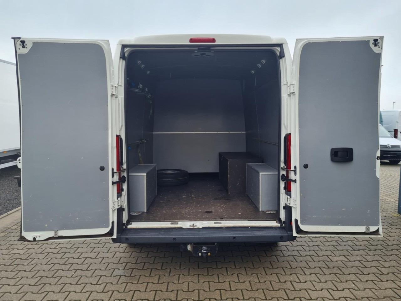 Peugeot Boxer Kasten L3H2 Doka 6-Sitze AHK PDC KLIMA - Fourgonnette, Utilitaire double cabine: photos 5 Peugeot Boxer Kasten L3H2 Doka 6-Sitze AHK PDC KLIMA - Fourgonnette, Utilitaire double cabine: photos 5