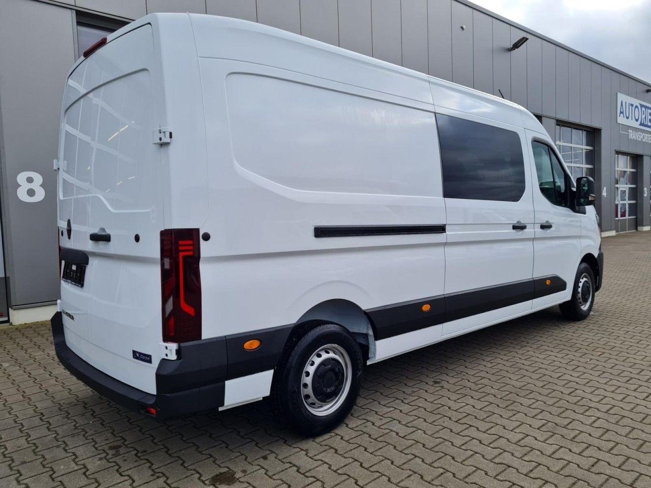 Renault Master 3,5t Kasten Doka dCi 130 L3H2 - Fourgon utilitaire, Utilitaire double cabine: photos 4 Renault Master 3,5t Kasten Doka dCi 130 L3H2 - Fourgon utilitaire, Utilitaire double cabine: photos 4