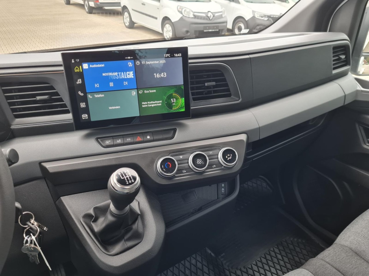 Camion porte-voitures Renault Master 35 Autotransporter SEILW. AHK Automatik: photos 11 Camion porte-voitures Renault Master 35 Autotransporter SEILW. AHK Automatik: photos 11