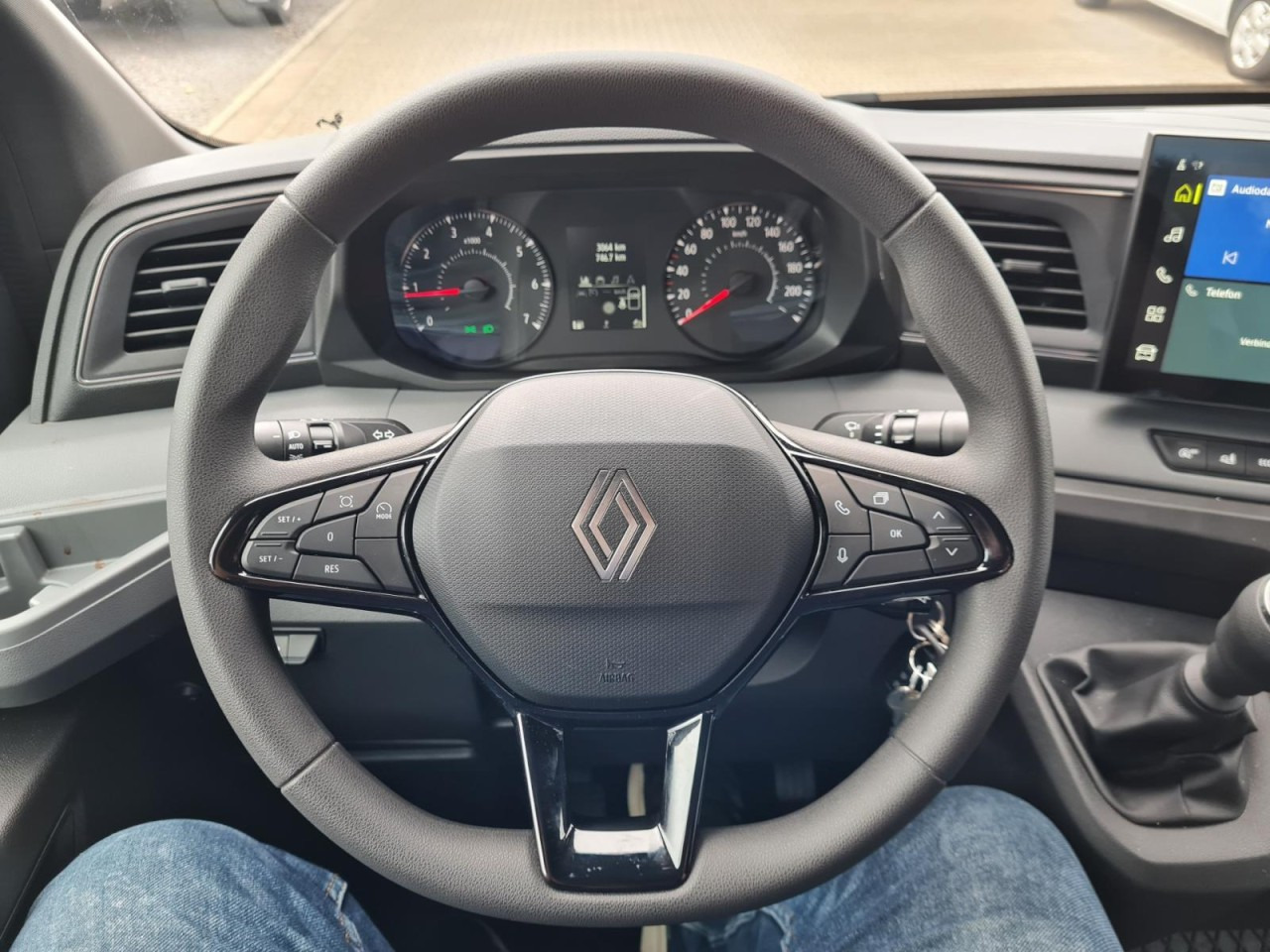 Camion porte-voitures Renault Master 35 Autotransporter SEILW. AHK Automatik: photos 10 Camion porte-voitures Renault Master 35 Autotransporter SEILW. AHK Automatik: photos 10