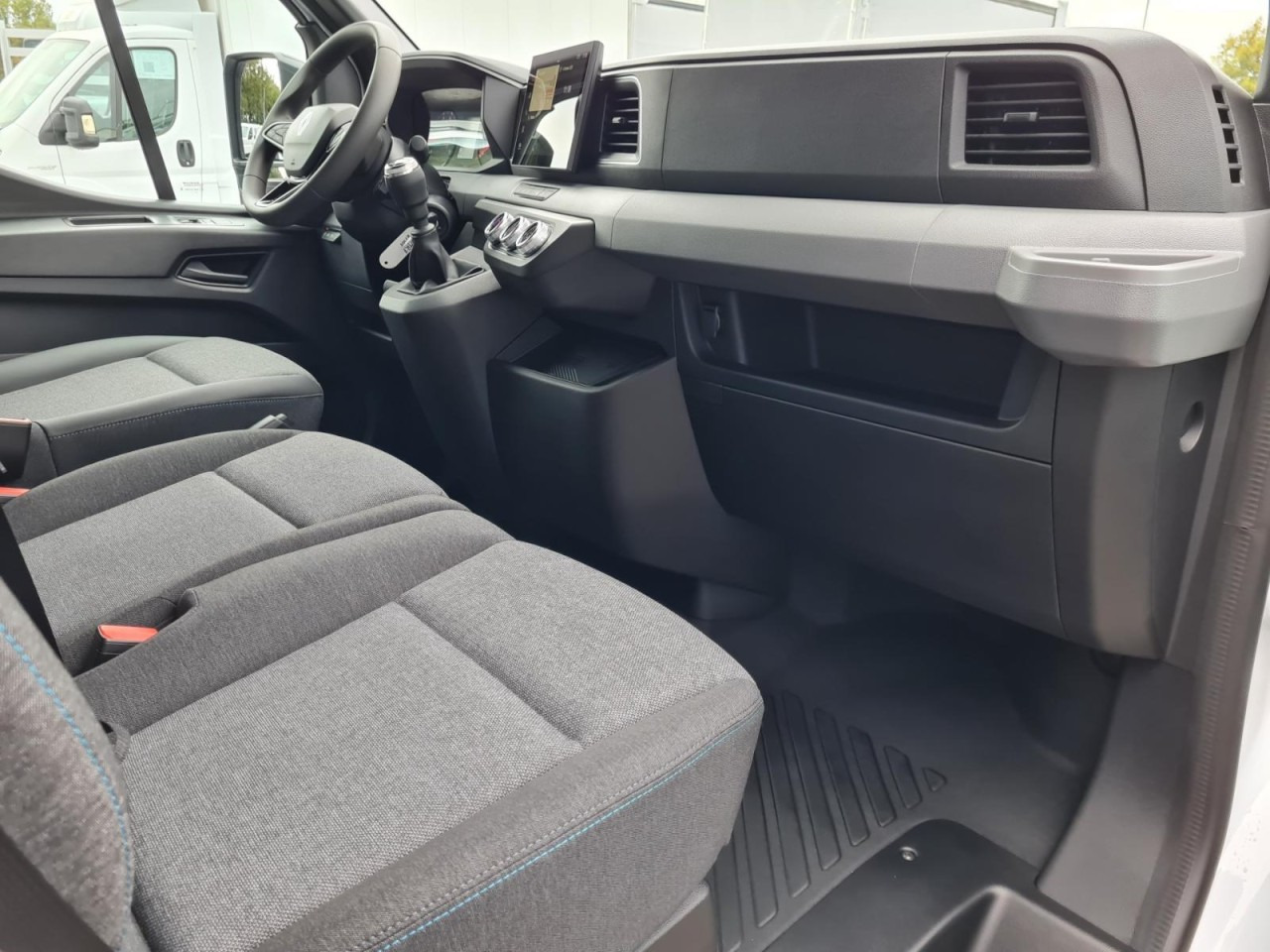 Utilitaire double cabine Renault Master 35 Kasten dCi Doka L3H2 KLIMA TEMPOMAT: photos 11 Utilitaire double cabine Renault Master 35 Kasten dCi Doka L3H2 KLIMA TEMPOMAT: photos 11