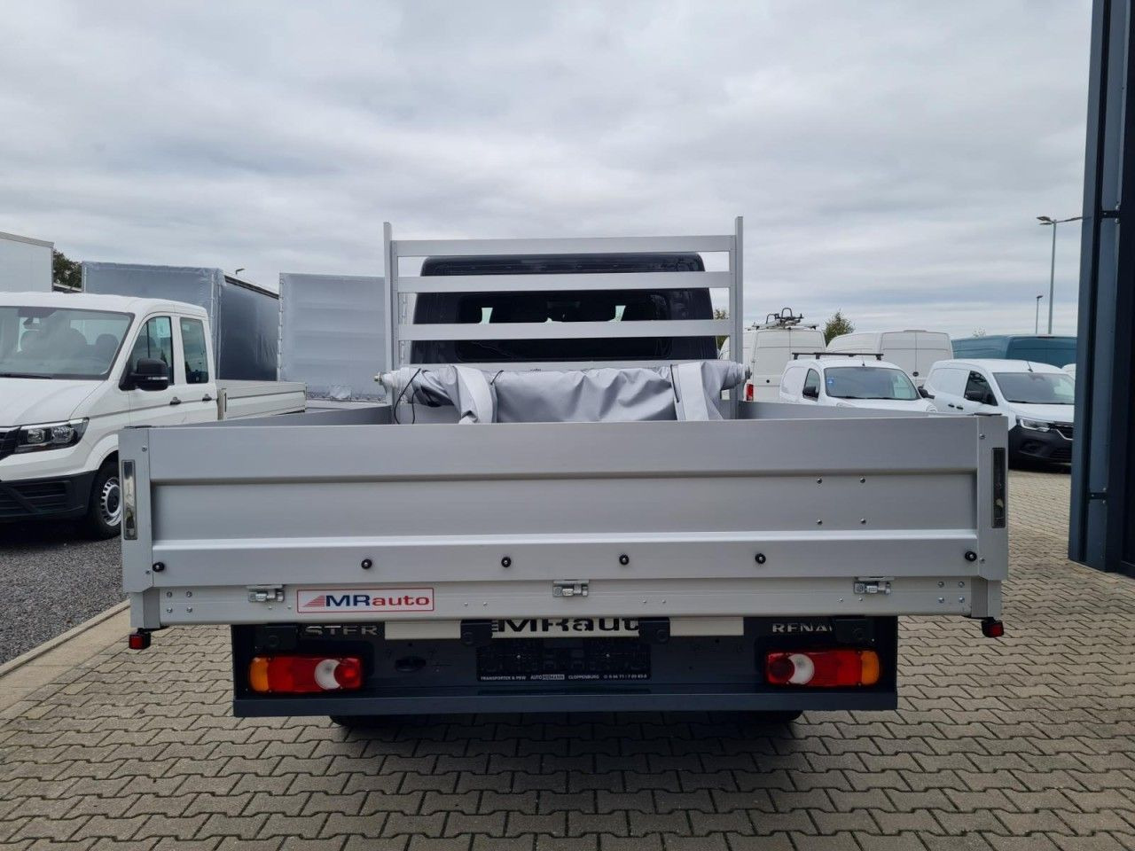 Renault Master 35 New Doka lang L3 AG Klima Komfort Temp - Fourgon plateau, Utilitaire double cabine: photos 5 Renault Master 35 New Doka lang L3 AG Klima Komfort Temp - Fourgon plateau, Utilitaire double cabine: photos 5
