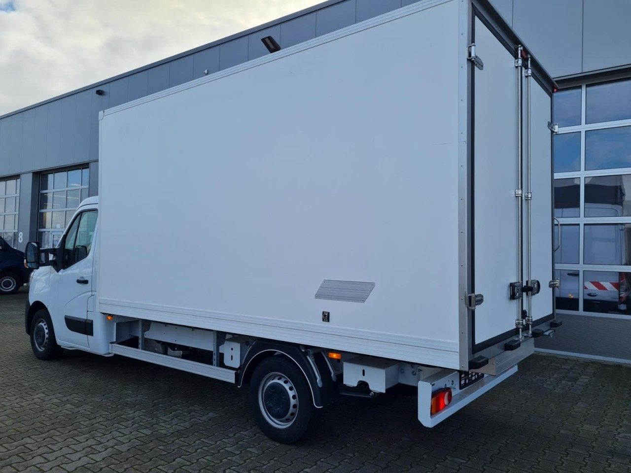 Renault Master Kühlkoffer STAND+FAHRKÜHL THERMOKING DRUC - Véhicule utilitaire frigorifique: photos 5 Renault Master Kühlkoffer STAND+FAHRKÜHL THERMOKING DRUC - Véhicule utilitaire frigorifique: photos 5