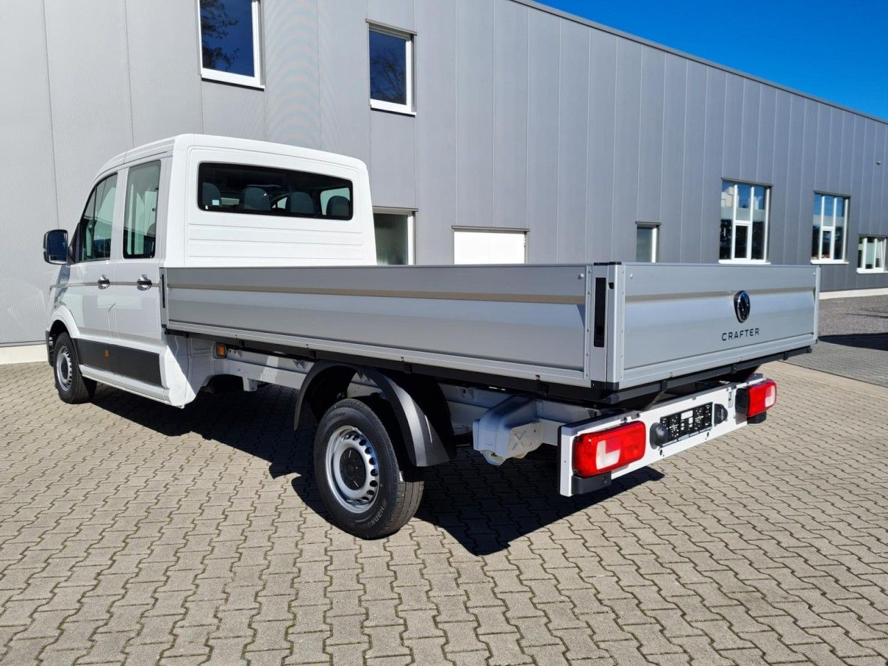Volkswagen Crafter 35 DOKA 7-Sitze lang L4 KLIMA TEMPOMAT - Fourgon plateau, Utilitaire double cabine: photos 4 Volkswagen Crafter 35 DOKA 7-Sitze lang L4 KLIMA TEMPOMAT - Fourgon plateau, Utilitaire double cabine: photos 4