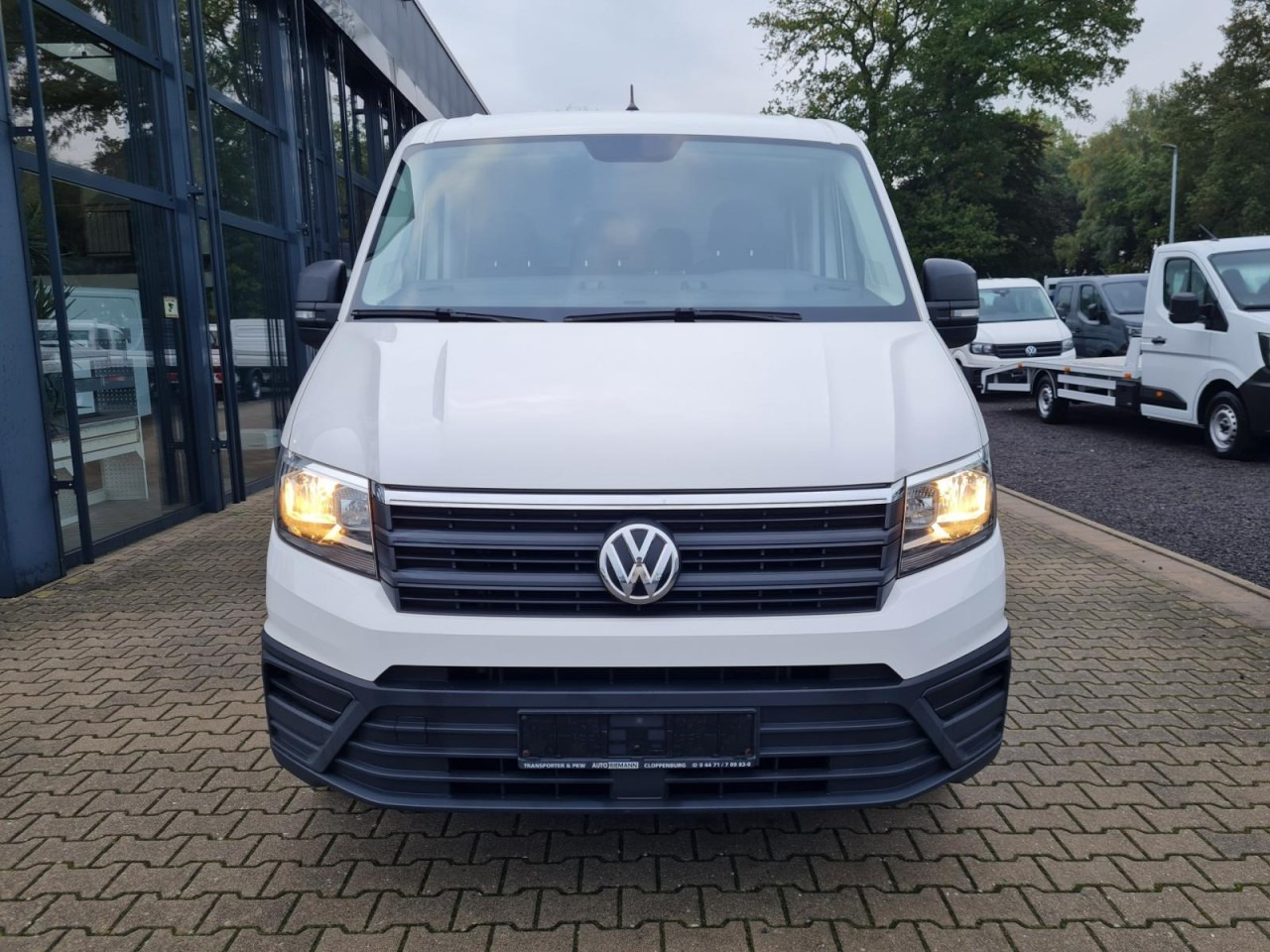Volkswagen Crafter 35 Doka MR Pritsche AHK Klima 7 Sitzer - Fourgon plateau, Utilitaire double cabine: photos 2 Volkswagen Crafter 35 Doka MR Pritsche AHK Klima 7 Sitzer - Fourgon plateau, Utilitaire double cabine: photos 2