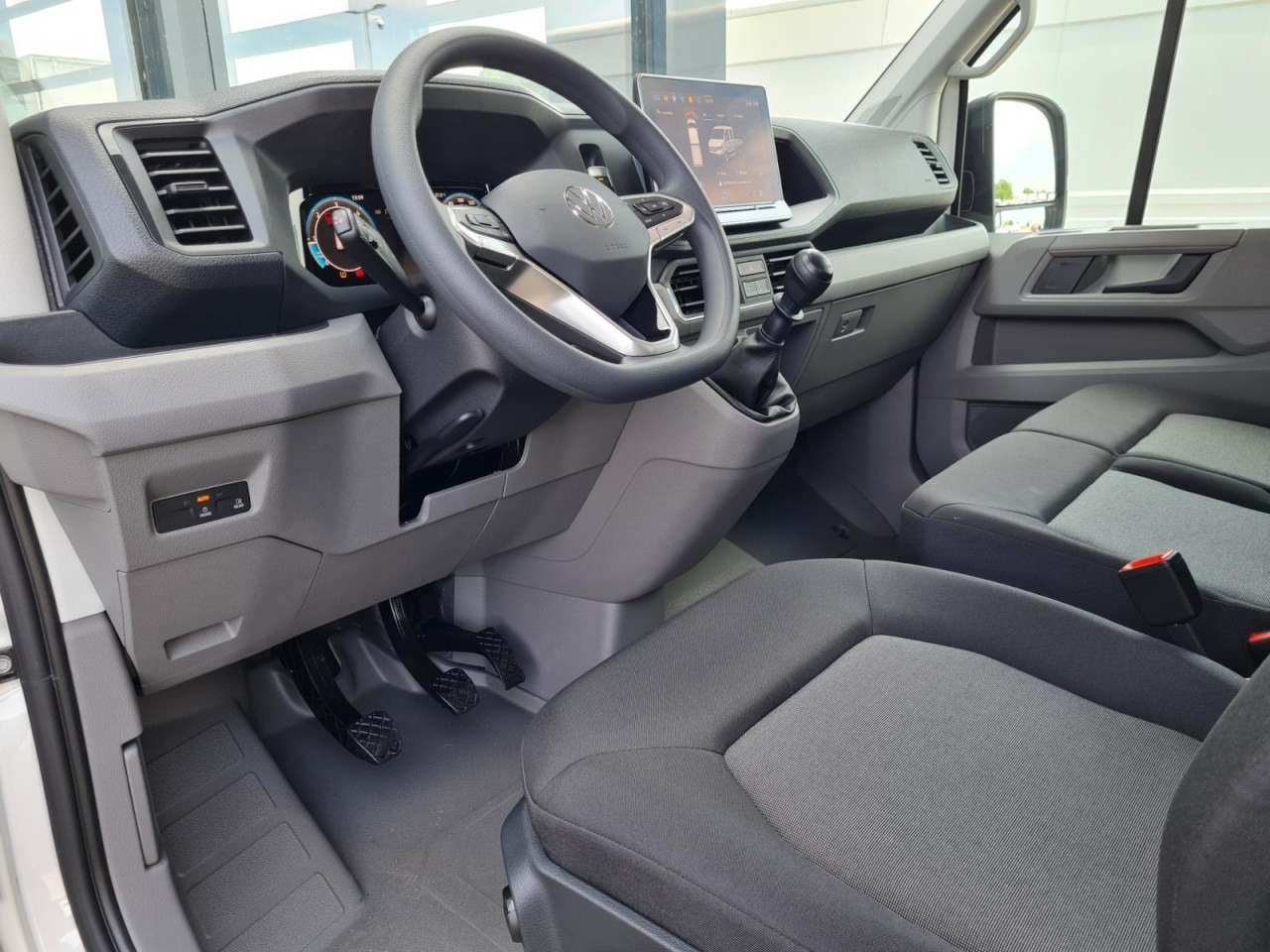 Volkswagen Crafter 35 Doka TDI MR LED KLIMA - Fourgon plateau, Utilitaire double cabine: photos 4 Volkswagen Crafter 35 Doka TDI MR LED KLIMA - Fourgon plateau, Utilitaire double cabine: photos 4