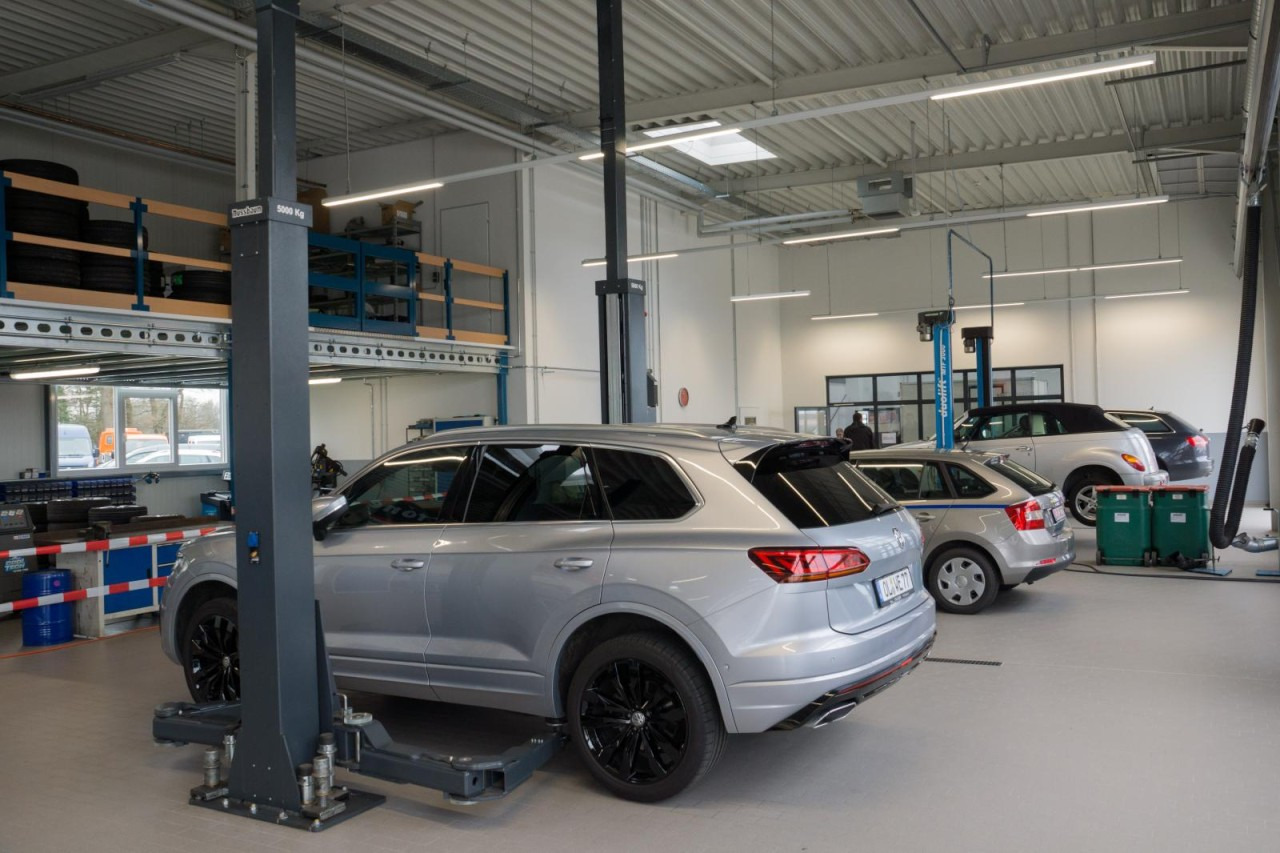 Fourgon plateau, Utilitaire double cabine neuf Volkswagen Crafter 35 Doka TDI MR Pritsche KLIMA TEMPOMAT: photos 7