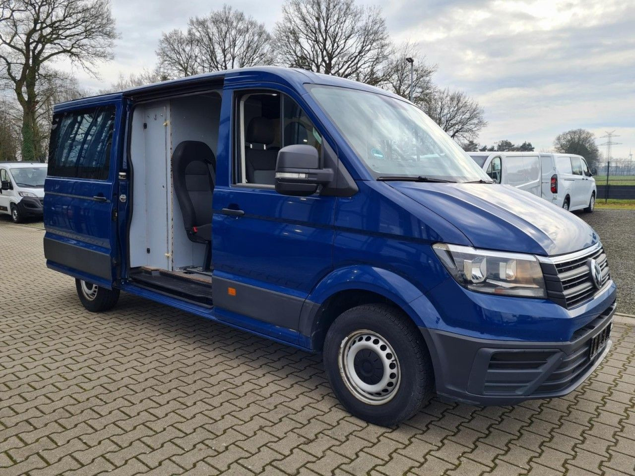 Volkswagen Crafter 35 Kasten Plus Doka mixto NAVI AHK 6 Sit - Fourgon utilitaire, Utilitaire double cabine: photos 4 Volkswagen Crafter 35 Kasten Plus Doka mixto NAVI AHK 6 Sit - Fourgon utilitaire, Utilitaire double cabine: photos 4