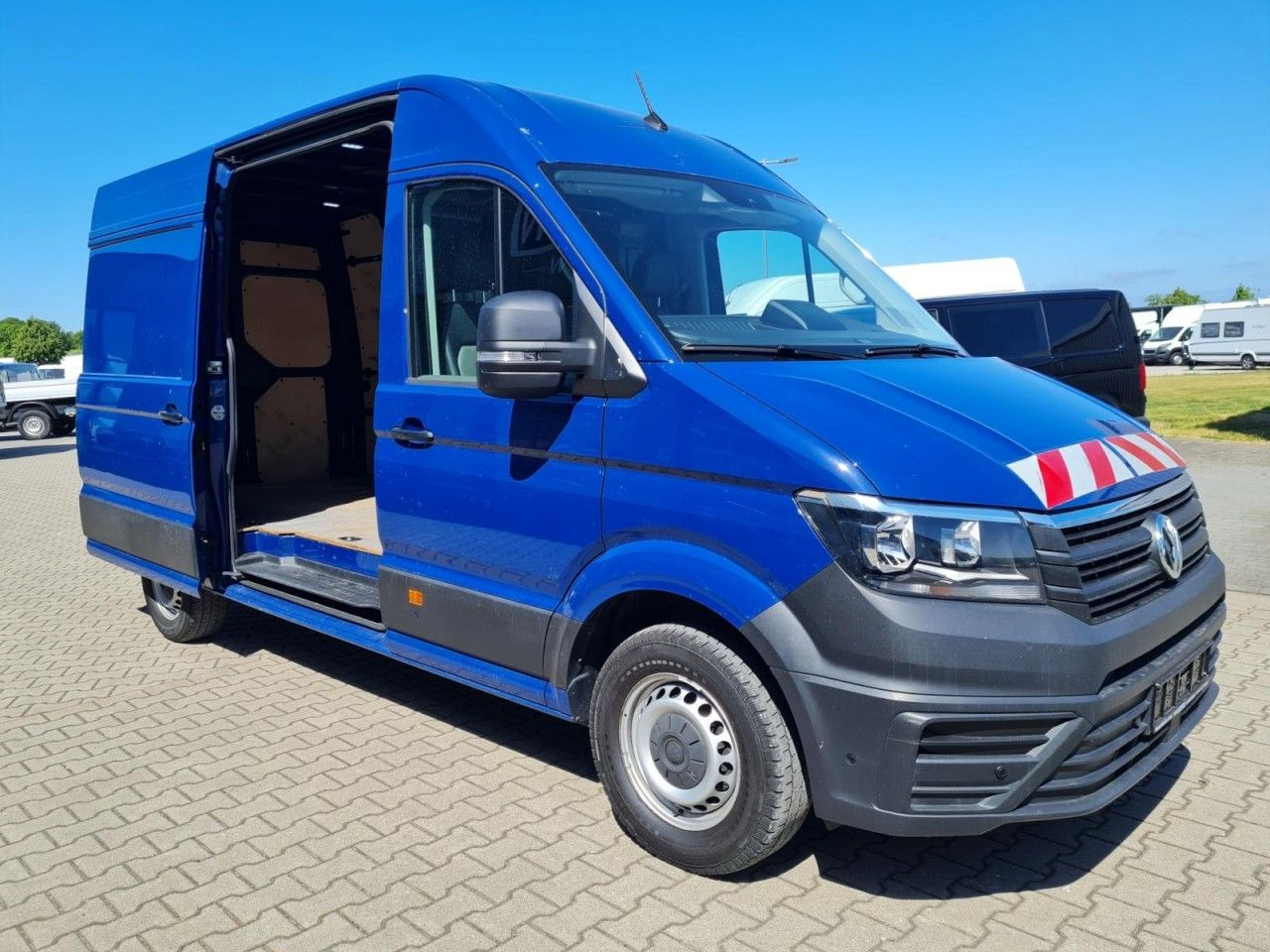 Volkswagen Crafter 35 Kasten TDI MR L3H3 RWD AHK - Fourgon utilitaire: photos 5 Volkswagen Crafter 35 Kasten TDI MR L3H3 RWD AHK - Fourgon utilitaire: photos 5