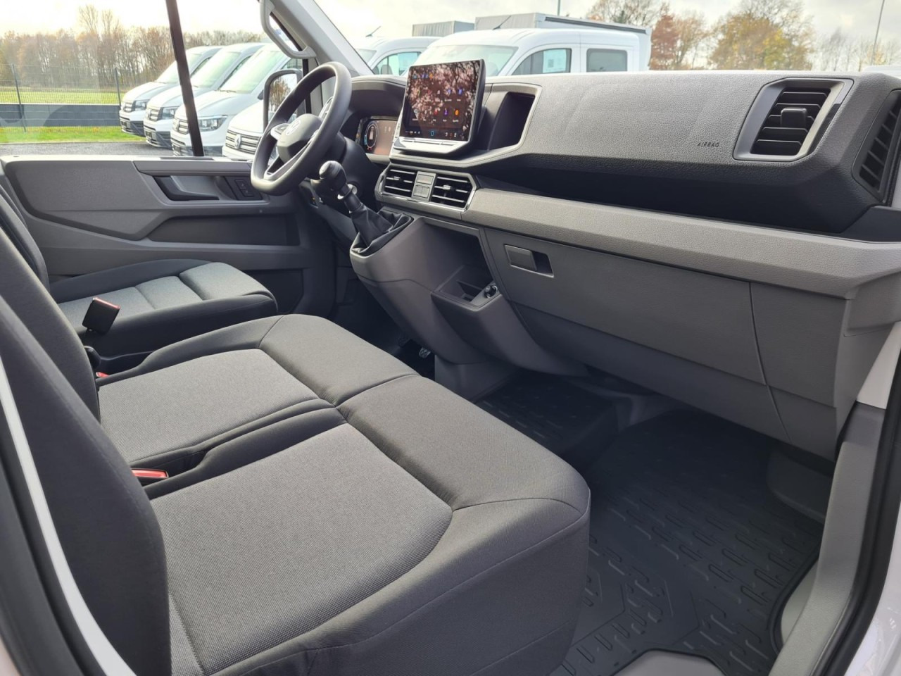 Volkswagen Crafter 35 Pritsche Schiebe Plane LED, Kamera - Véhicule utilitaire plateau baché: photos 4 Volkswagen Crafter 35 Pritsche Schiebe Plane LED, Kamera - Véhicule utilitaire plateau baché: photos 4