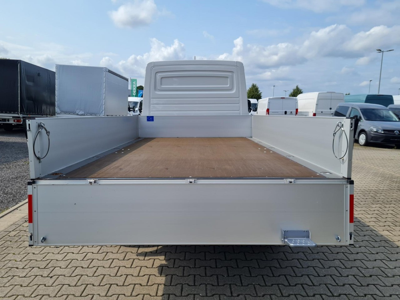 Volkswagen Crafter 35 Pritsche TDi MR L3 KLIMA TEMPOMAT - Fourgon plateau: photos 5 Volkswagen Crafter 35 Pritsche TDi MR L3 KLIMA TEMPOMAT - Fourgon plateau: photos 5