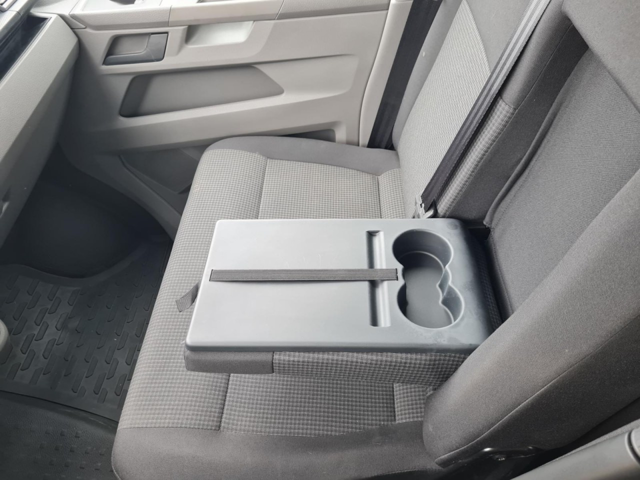 Fourgonnette Volkswagen T6.1 Kasten lang Flügeltüren KLIMA KOMFORT TEMPOMAT: photos 15 Fourgonnette Volkswagen T6.1 Kasten lang Flügeltüren KLIMA KOMFORT TEMPOMAT: photos 15