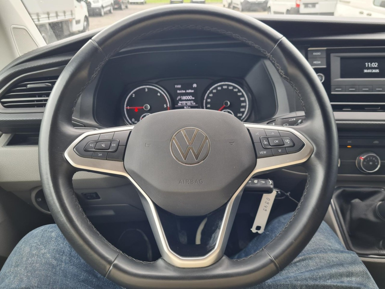 Fourgonnette Volkswagen T6.1 Kasten lang Flügeltüren KLIMA KOMFORT TEMPOMAT: photos 10 Fourgonnette Volkswagen T6.1 Kasten lang Flügeltüren KLIMA KOMFORT TEMPOMAT: photos 10