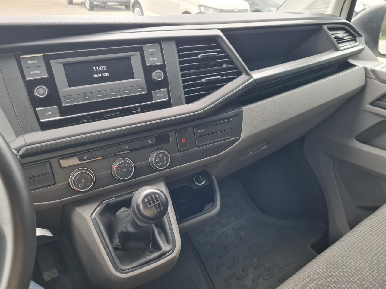 Fourgonnette Volkswagen T6.1 Kasten lang Flügeltüren KLIMA KOMFORT TEMPOMAT: photos 12 Fourgonnette Volkswagen T6.1 Kasten lang Flügeltüren KLIMA KOMFORT TEMPOMAT: photos 12