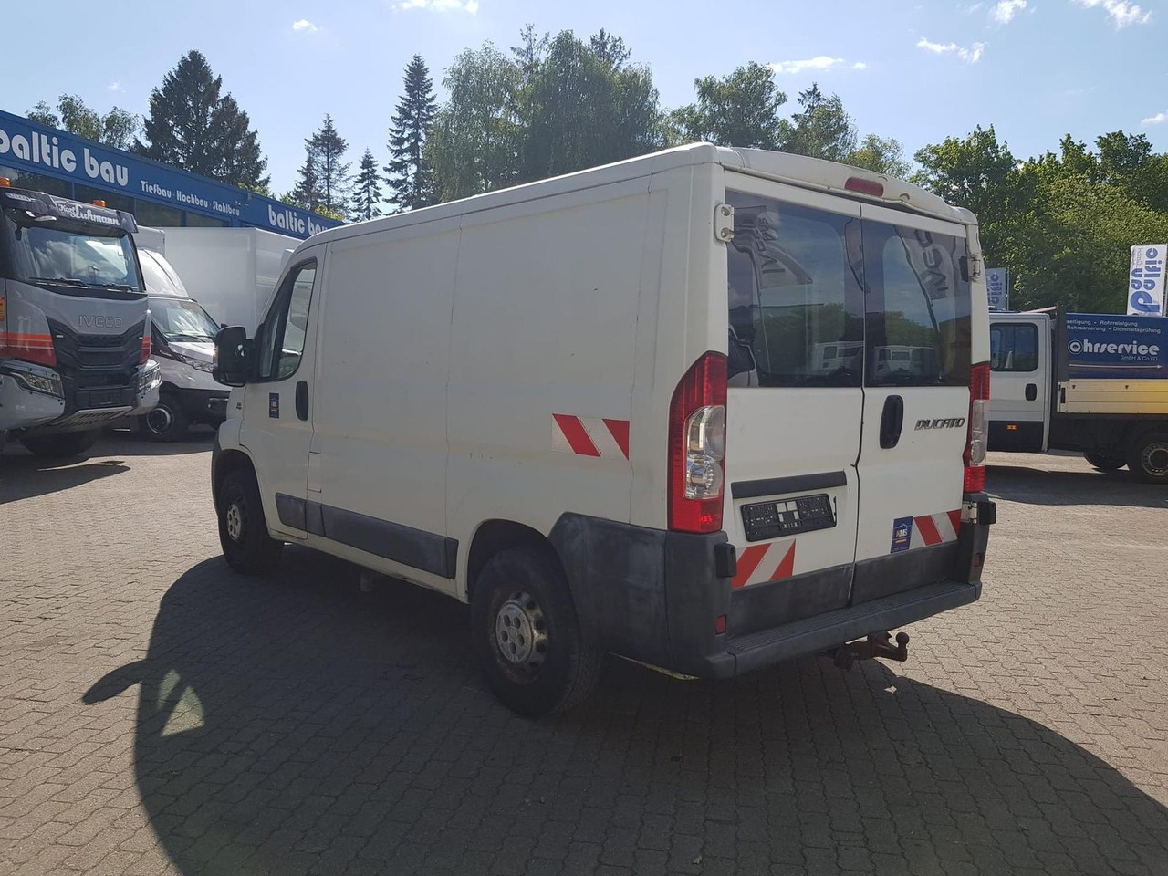 Fiat Ducato Kastenwagen 120 MULTIJET Radio+AHK 88... - Fourgonnette: photos 3 Fiat Ducato Kastenwagen 120 MULTIJET Radio+AHK 88... - Fourgonnette: photos 3