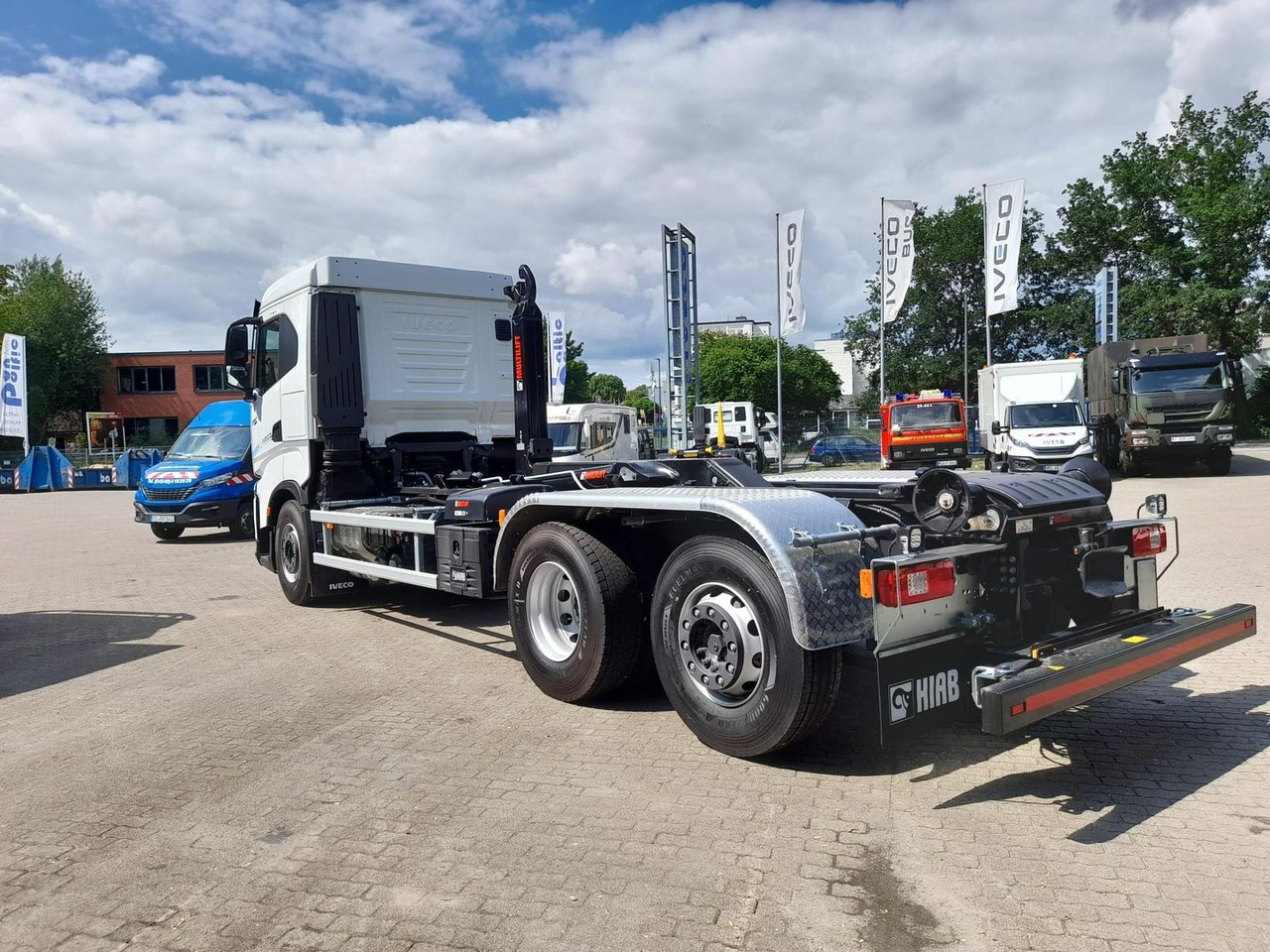 Iveco AD280X46Y/PS ON HIAB 490PS Lenk-Lift - Camion benne: photos 4 Iveco AD280X46Y/PS ON HIAB 490PS Lenk-Lift - Camion benne: photos 4