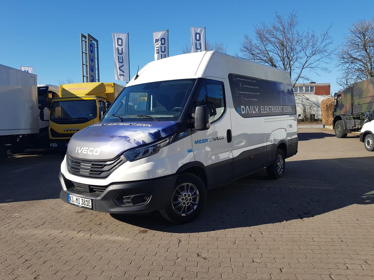 Iveco Daily 38S14E V Rückfahrkamera, AHK mit 3,5t, ... - Fourgon utilitaire, Utilitaire électrique: photos 1 Iveco Daily 38S14E V Rückfahrkamera, AHK mit 3,5t, ... - Fourgon utilitaire, Utilitaire électrique: photos 1
