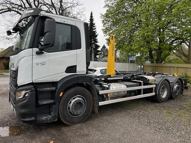 Iveco X-WAY AD280X46Y/PS ON Palfinger PH T20 SLD5 3... - Camion ampliroll: photos 4 Iveco X-WAY AD280X46Y/PS ON Palfinger PH T20 SLD5 3... - Camion ampliroll: photos 4