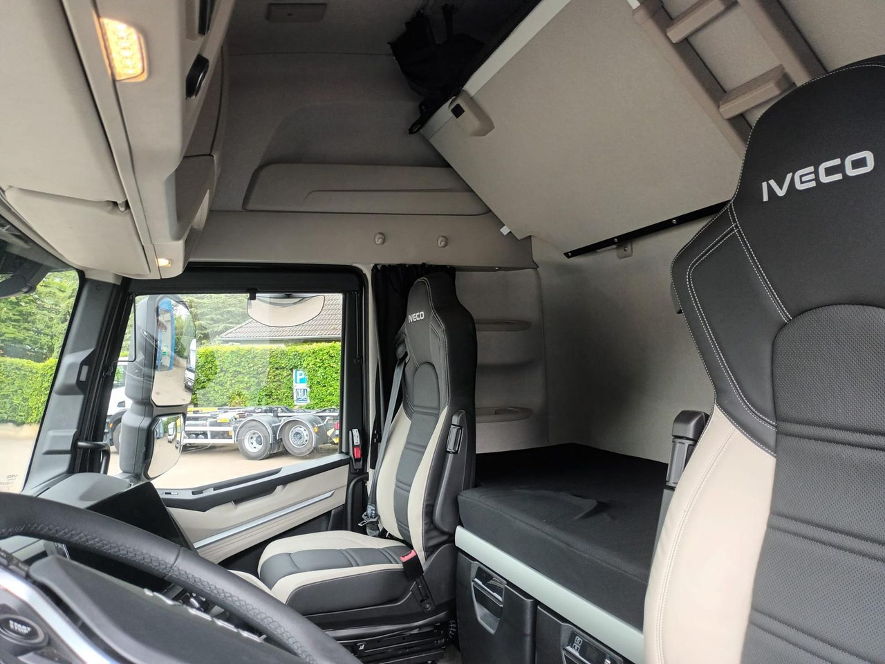 Crédit-bail Iveco S-Way SZM 500PS 18-20t zGG. 2-Kreis Hydraulik Iveco S-Way SZM 500PS 18-20t zGG. 2-Kreis Hydraulik: photos 10 Crédit-bail Iveco S-Way SZM 500PS 18-20t zGG. 2-Kreis Hydraulik Iveco S-Way SZM 500PS 18-20t zGG. 2-Kreis Hydraulik: photos 10