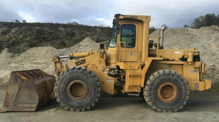 Caterpillar 950F – wheel loader / Radlader - Chargeuse sur pneus: photos 1 Caterpillar 950F – wheel loader / Radlader - Chargeuse sur pneus: photos 1