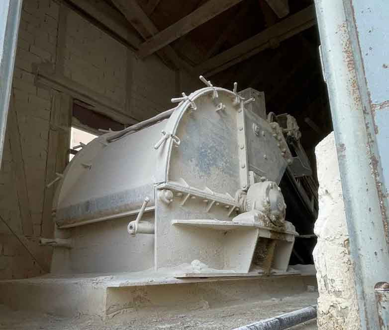 Jaw crusher Ratzinger B70/60 with Impcat crusher 1000 mm rotor diameter - Concasseur à mâchoires: photos 2 Jaw crusher Ratzinger B70/60 with Impcat crusher 1000 mm rotor diameter - Concasseur à mâchoires: photos 2