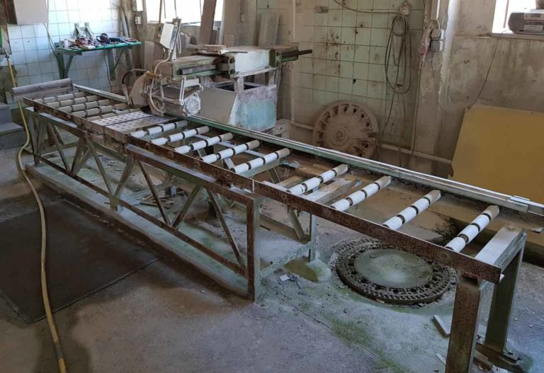 Löffler KS30 – crosscut saw / Ablängsäge - Machine-outil: photos 1 Löffler KS30 – crosscut saw / Ablängsäge - Machine-outil: photos 1