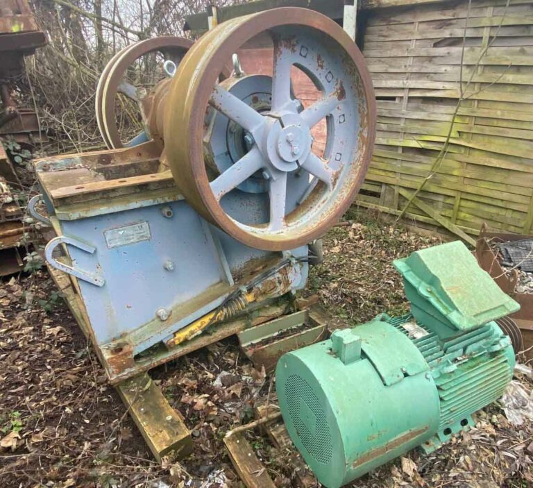 Svedala Jaw Crusher 600 x 400, type 15 x 24 – Jaw crusher / Backenbrecher - Concasseur à mâchoires: photos 1 Svedala Jaw Crusher 600 x 400, type 15 x 24 – Jaw crusher / Backenbrecher - Concasseur à mâchoires: photos 1