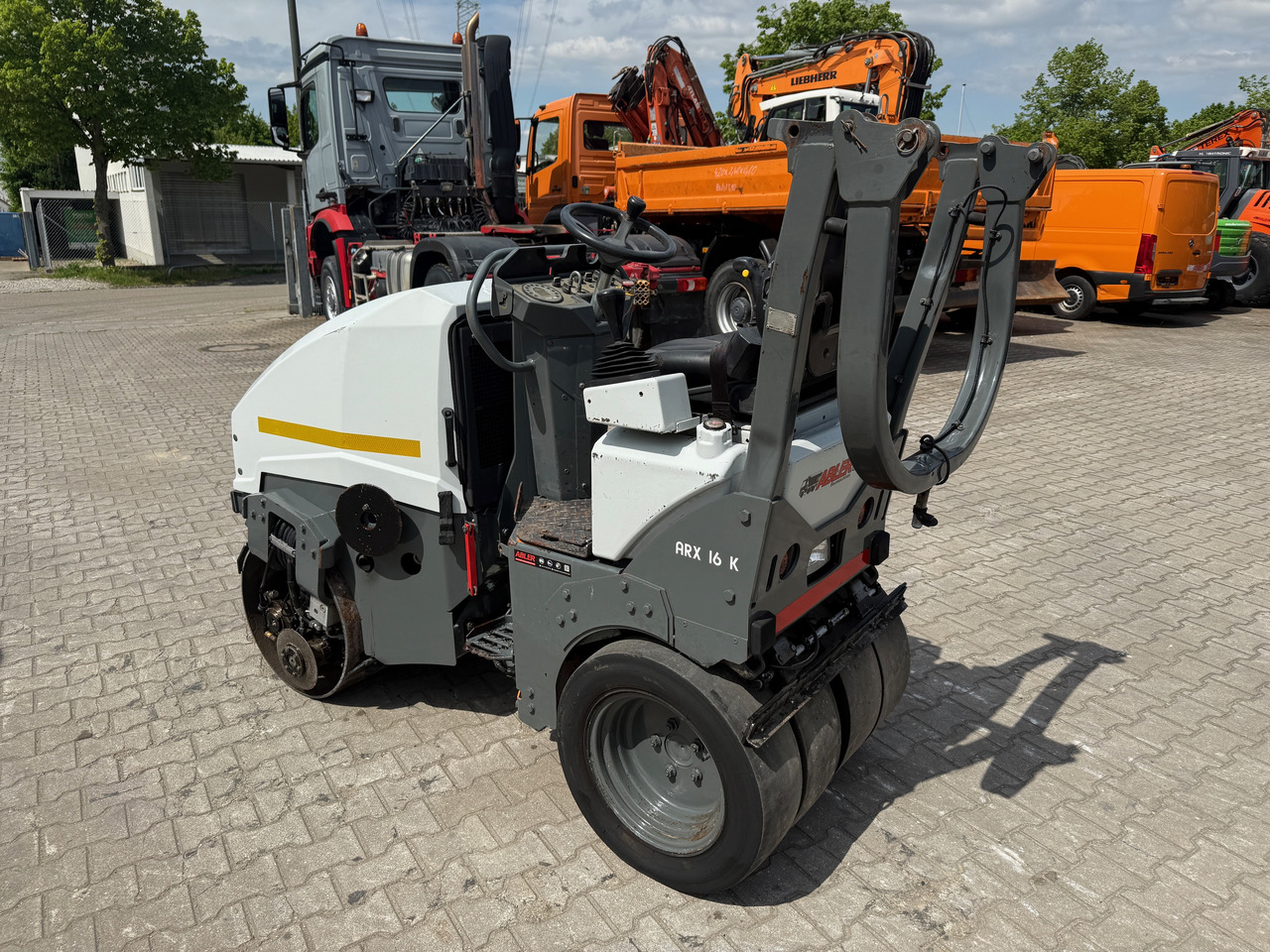 Ammann ARX16K Kombiwalze Stahl Gummi Asphaltwalze - Compacteur mixte: photos 5 Ammann ARX16K Kombiwalze Stahl Gummi Asphaltwalze - Compacteur mixte: photos 5