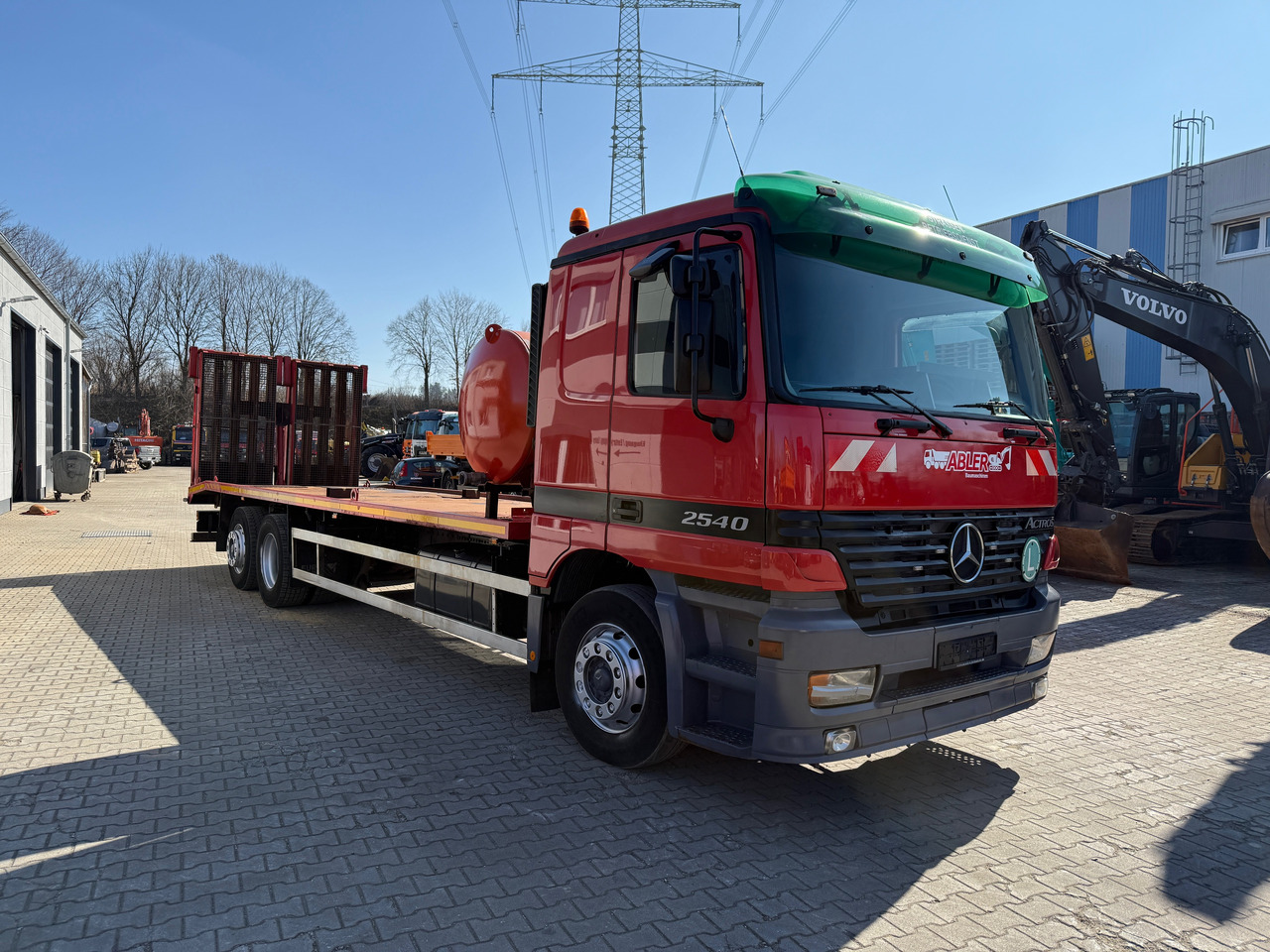 Mercedes-Benz 2540 Actros MP1 Baumaschinentrnasporter - Camion: photos 3 Mercedes-Benz 2540 Actros MP1 Baumaschinentrnasporter - Camion: photos 3