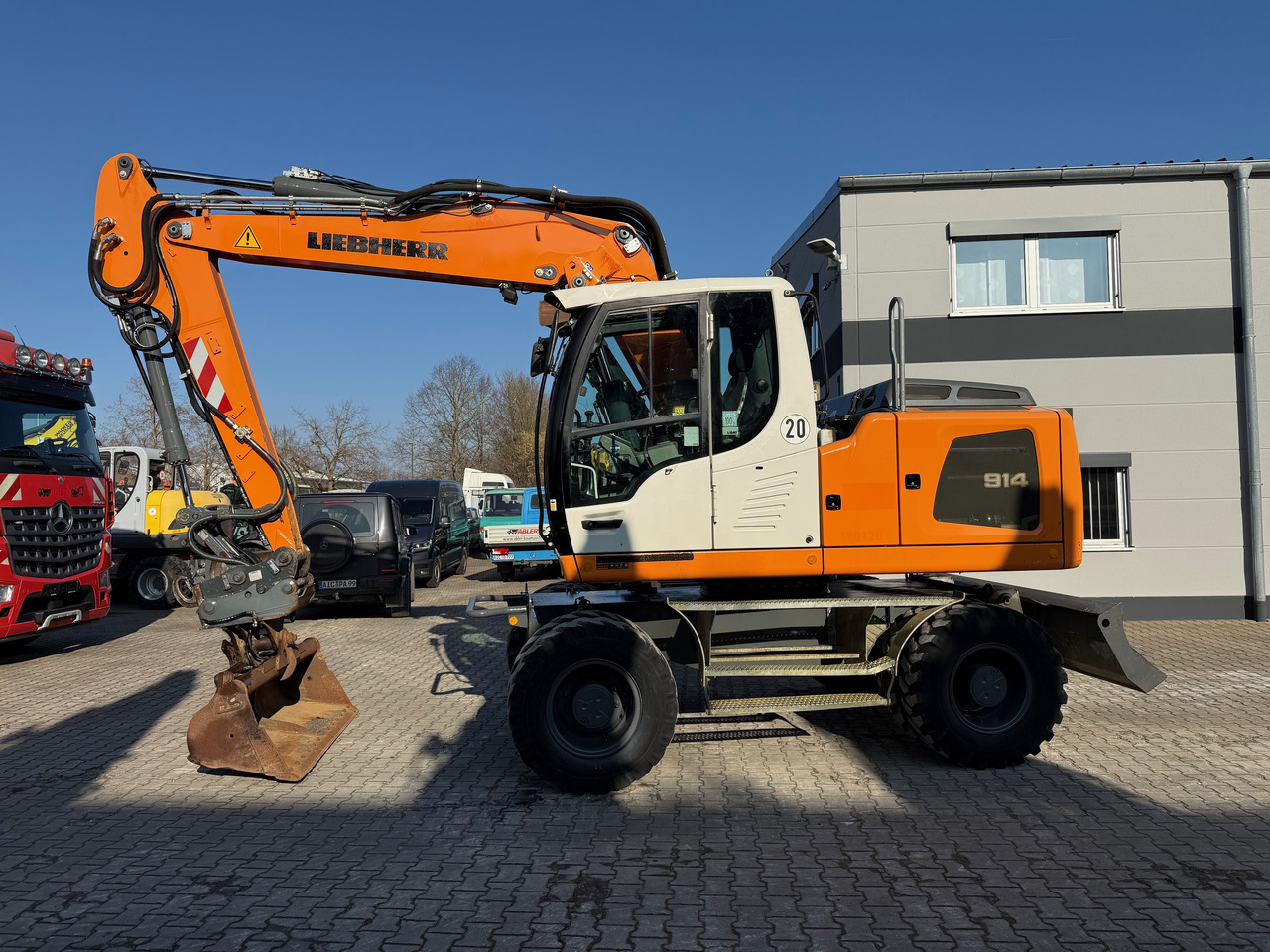Liebherr A914 Mobilbagger OQ65 Klima - Pelle sur pneus: photos 3 Liebherr A914 Mobilbagger OQ65 Klima - Pelle sur pneus: photos 3