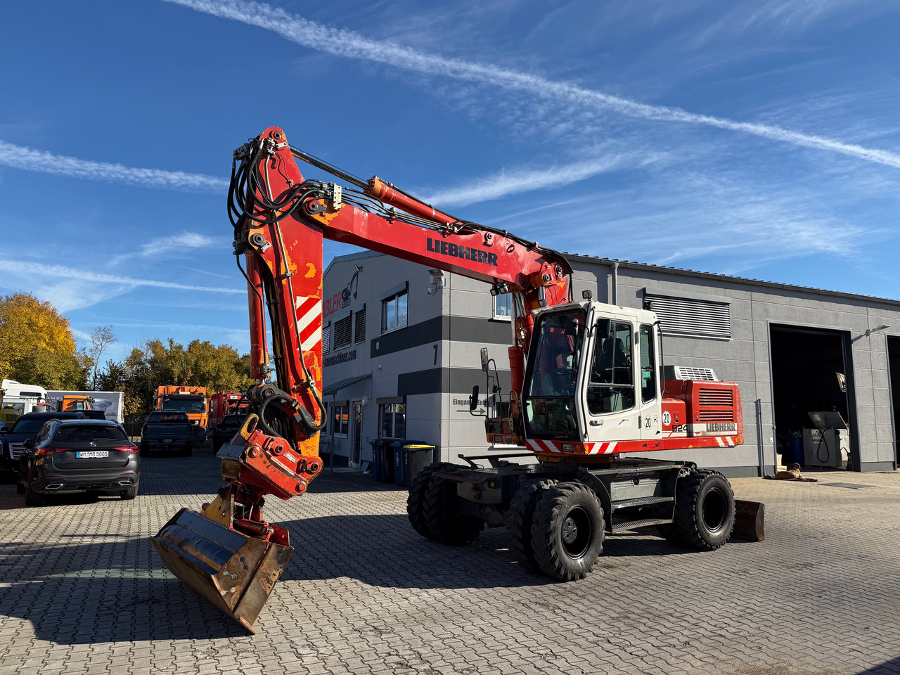 Liebherr A924 B Litronic Mobilbagger OQ 70/55 - Pelle sur pneus: photos 2 Liebherr A924 B Litronic Mobilbagger OQ 70/55 - Pelle sur pneus: photos 2