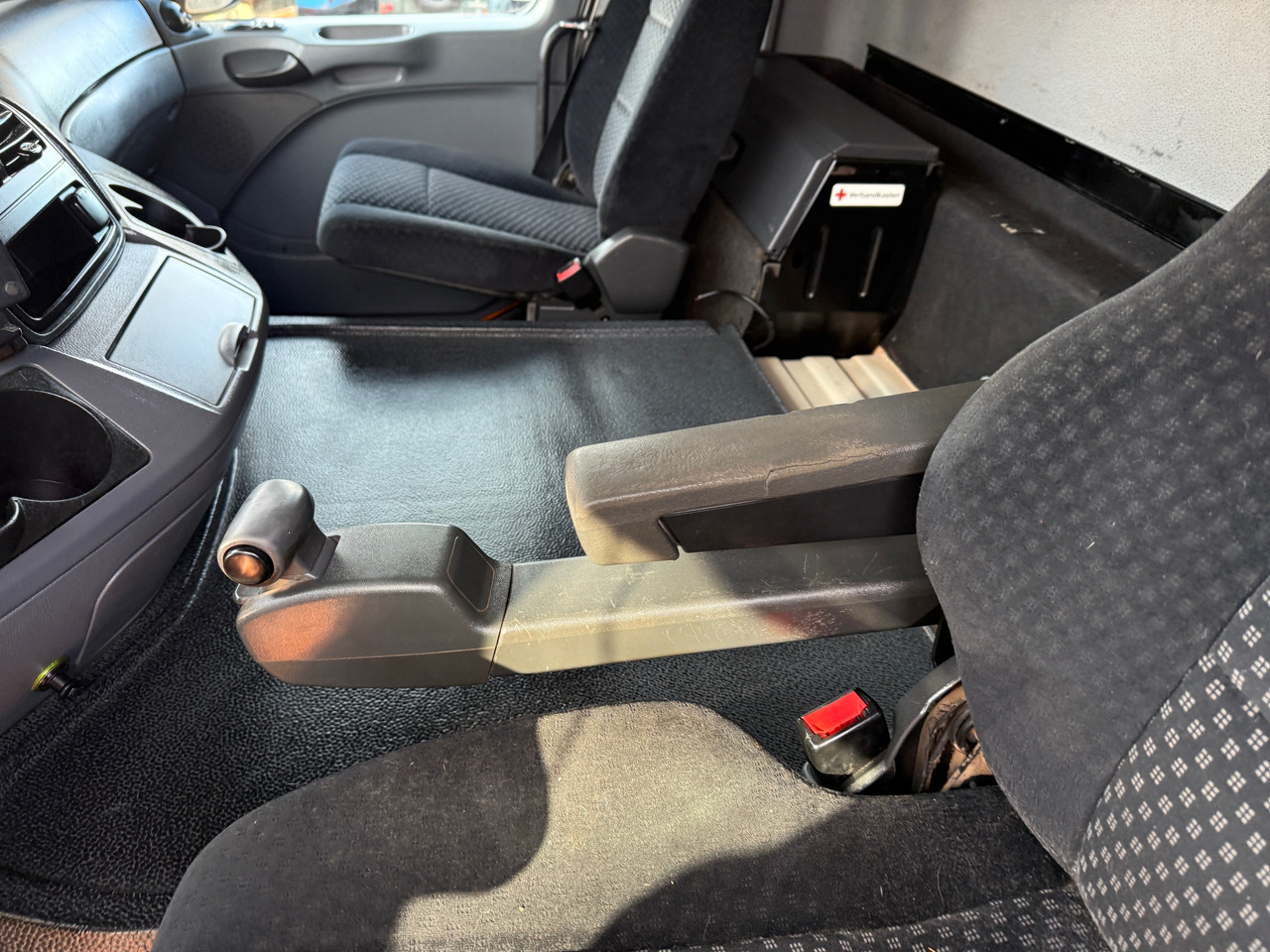 Camion benne Mercedes-Benz 2646 Actros MP3 3-Seiten Kipper mit Bordmatic: photos 15