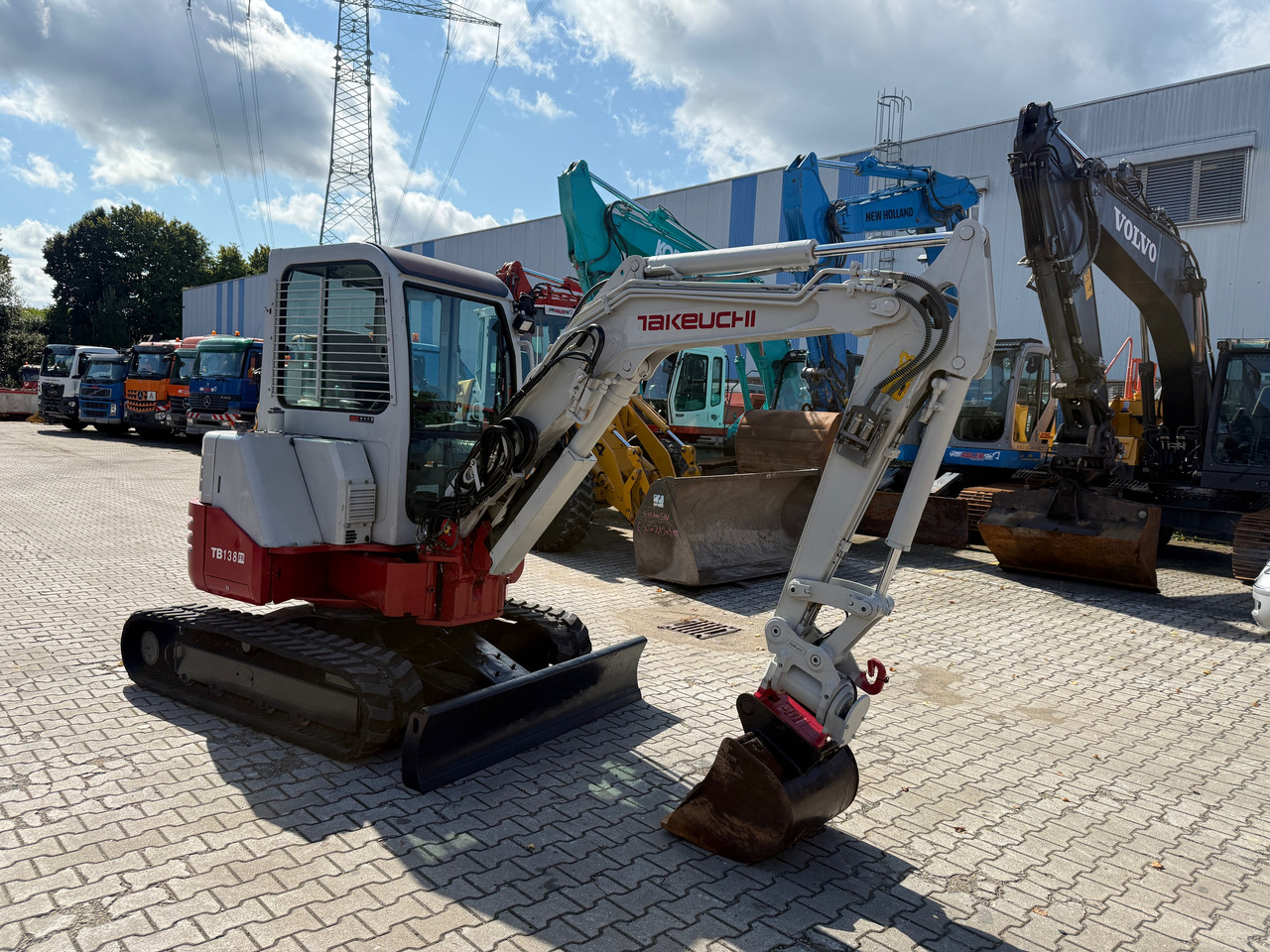 Takeuchi TB138FR Hüllkreis Minibagger Powertilt - Pelle: photos 3 Takeuchi TB138FR Hüllkreis Minibagger Powertilt - Pelle: photos 3
