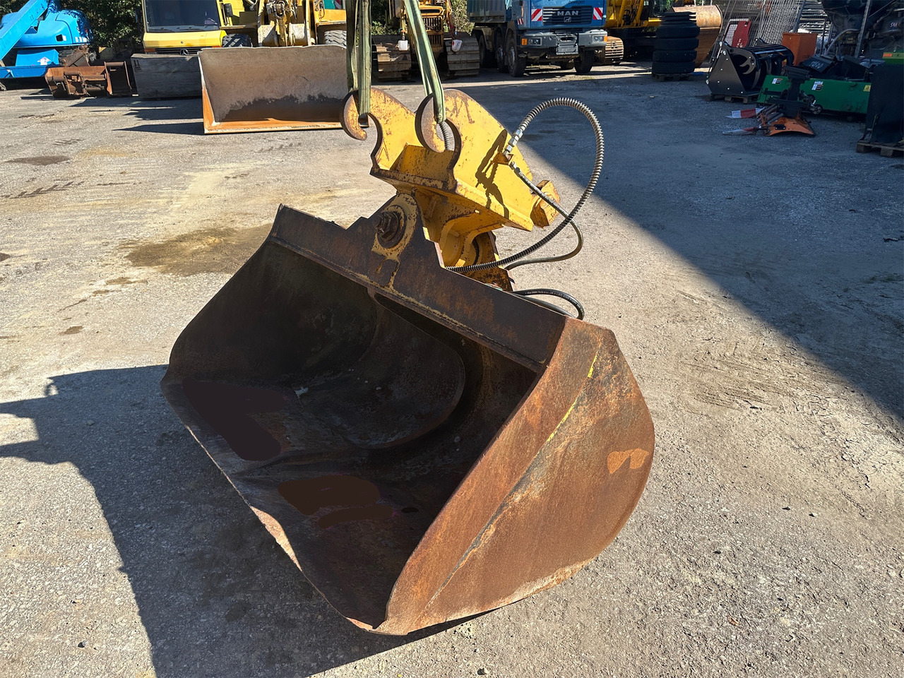 Verachtert CW 40S Schwenkbarer Tieflöffel 175 cm - Godet pour pelle pour Engins de chantier: photos 1 Verachtert CW 40S Schwenkbarer Tieflöffel 175 cm - Godet pour pelle pour Engins de chantier: photos 1