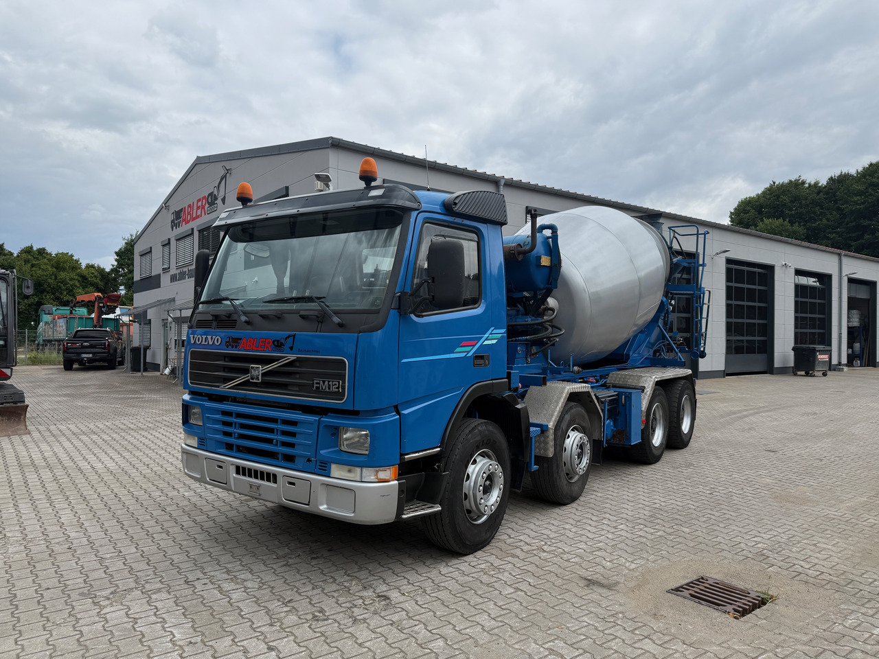 Volvo FM 12 420 WECHSELSYSTEM Betonmischer + Kipper AHK Klima - Camion malaxeur: photos 5 Volvo FM 12 420 WECHSELSYSTEM Betonmischer + Kipper AHK Klima - Camion malaxeur: photos 5