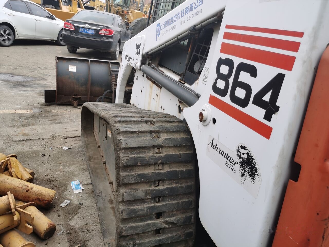 Bobcat 864 - Chargeuse compacte sur chenilles: photos 2 Bobcat 864 - Chargeuse compacte sur chenilles: photos 2
