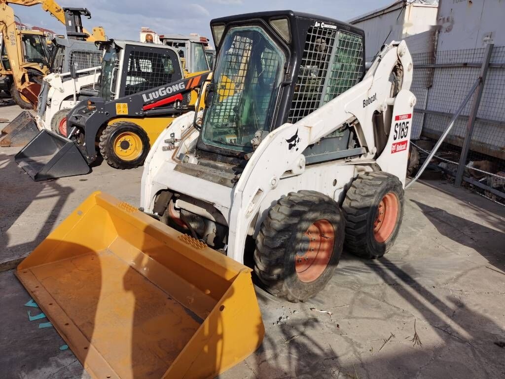 Bobcat S 185 - Mini chargeuse: photos 3 Bobcat S 185 - Mini chargeuse: photos 3