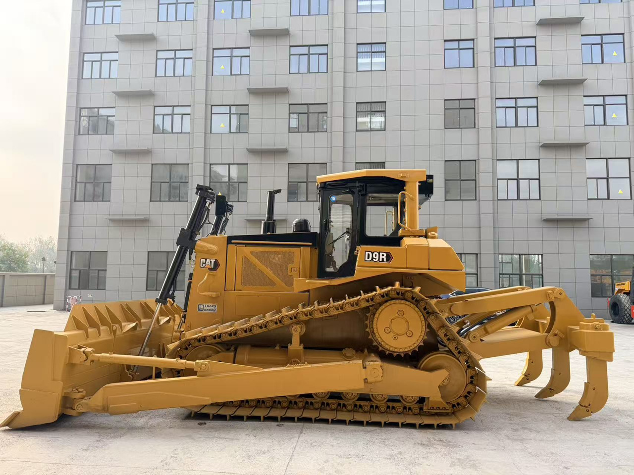 CATERPILLAR D9R - Bulldozer: photos 5 CATERPILLAR D9R - Bulldozer: photos 5
