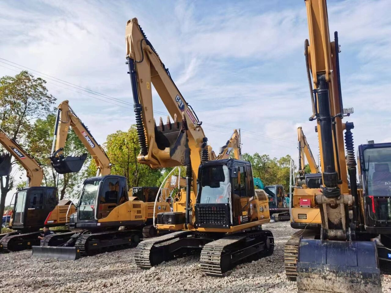 Caterpillar 313D2GC - Pelle sur chenille: photos 1 Caterpillar 313D2GC - Pelle sur chenille: photos 1