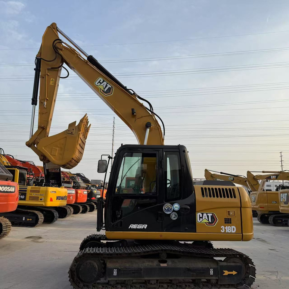 Caterpillar 318D - Pelle sur chenille: photos 1 Caterpillar 318D - Pelle sur chenille: photos 1